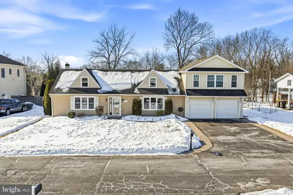 2142 Elm Ave, WARRINGTON, PA 18976