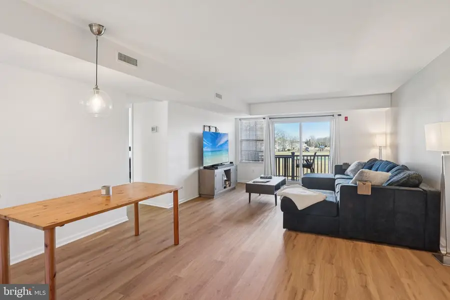 365 Independence Dr, Southampton, PA 18966 - Image #3