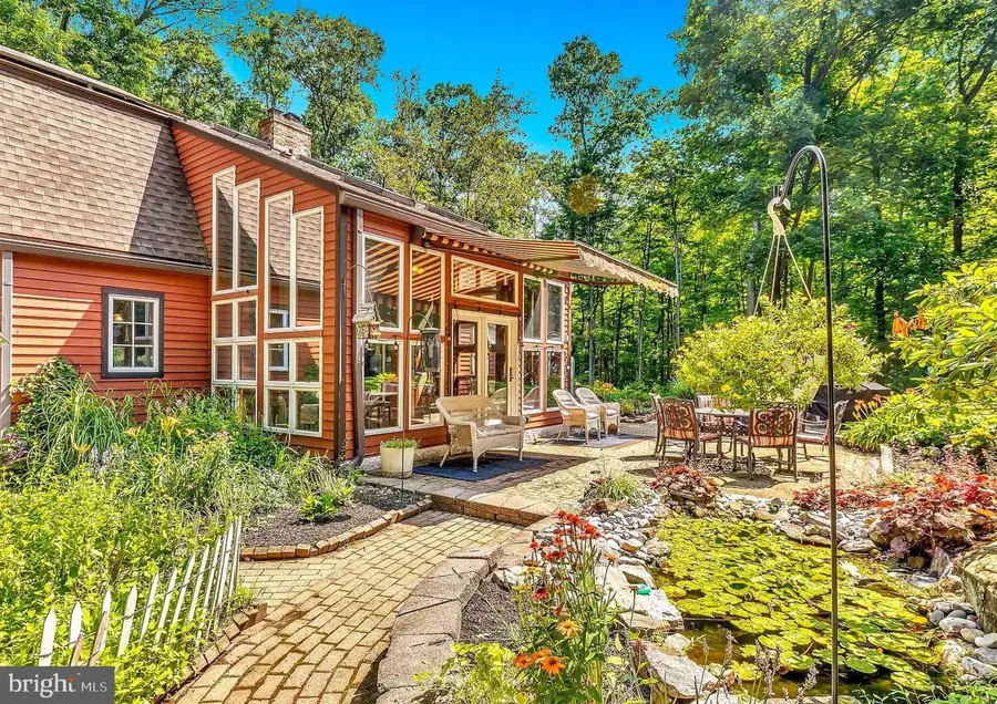 8132 Covered Bridge Rd, Quakertown, PA 18951 - Image #3