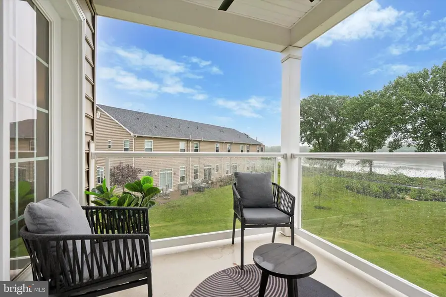 16422 River View Dr, Bristol, PA 19007 - Image #2