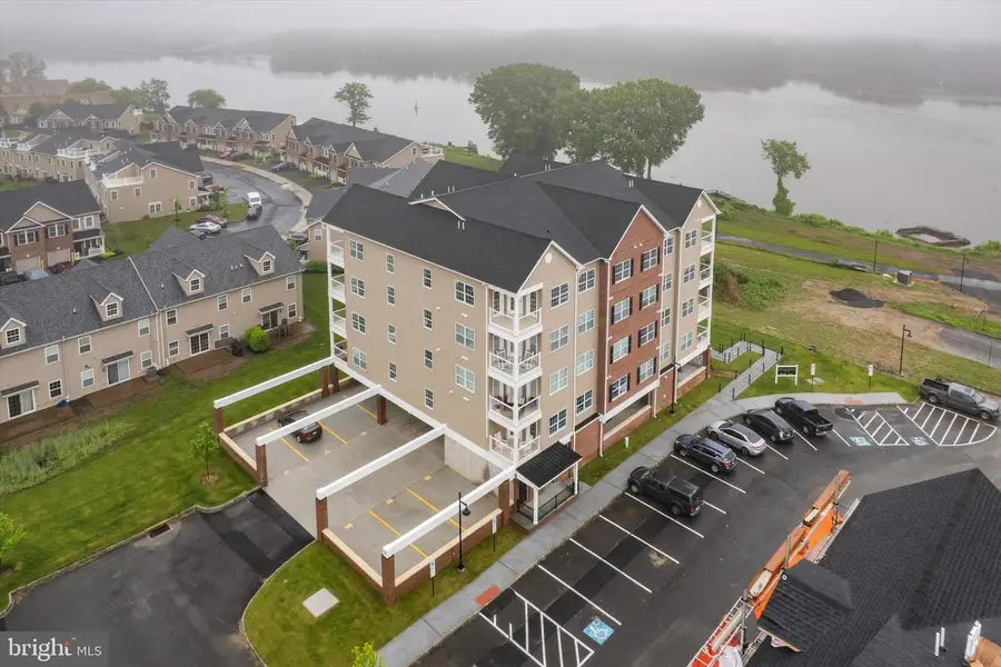 16434 River View Dr, Bristol, PA 19007 - Image #2