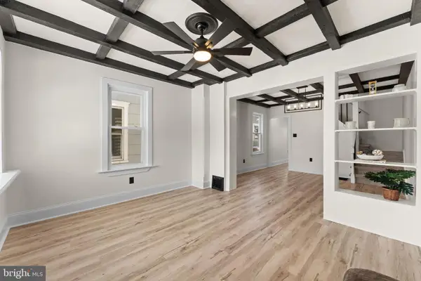 717 W Broad St, QUAKERTOWN, PA 18951