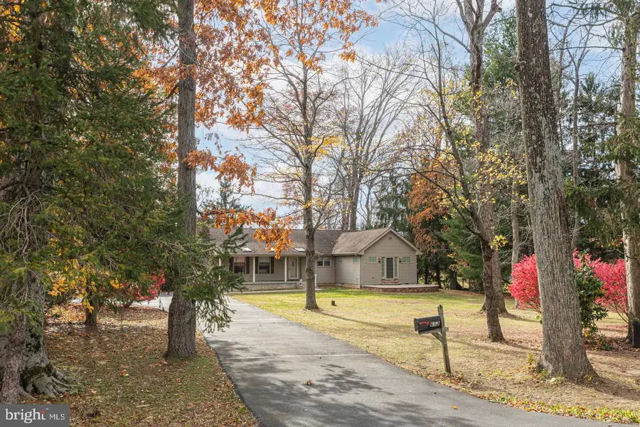 612 Double Woods Rd, Langhorne, PA 19047 - #2