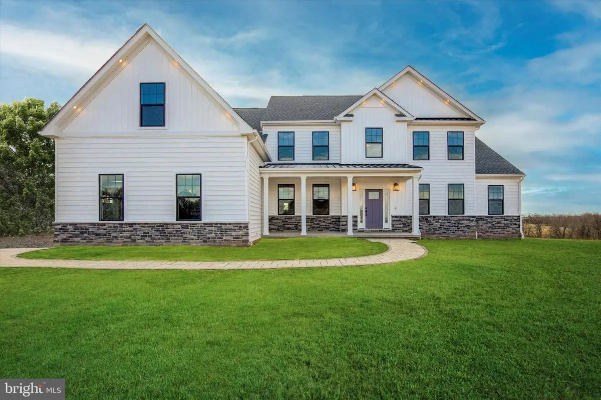 124 Schultz Road, Sellersville, PA 18960 - Image #1