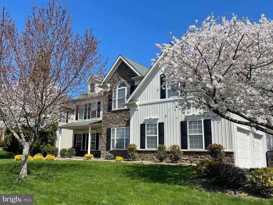 125 Statesman Rd, Chalfont, PA 18914 - Image #2