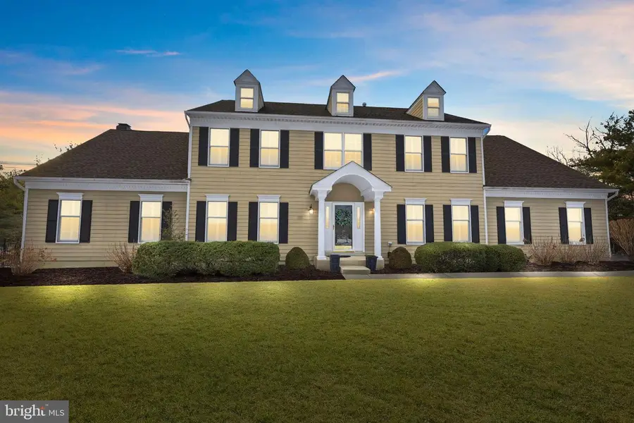 2018 Silverwood Dr, Newtown, PA 18940 - Image #2