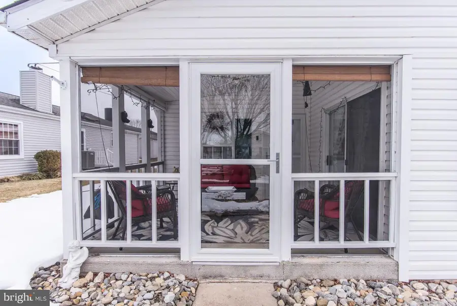 97 Acorn Ct E, New Hope, PA 18938 - #2