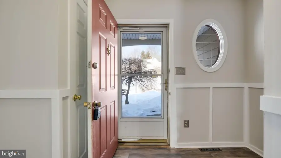 79 Lynwood Dr, Chalfont, PA 18914 - Image #3