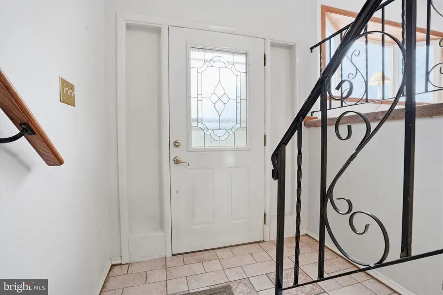 1201 Log College Dr, Warminster, PA 18974 - #2