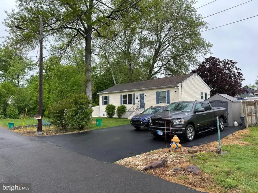 3820 Naples St, Levittown, PA 19056 - Image #3