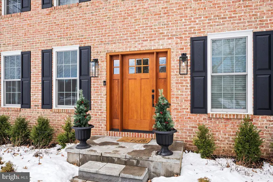 1 Steeplechase Dr, Doylestown, PA 18901 - Image #2