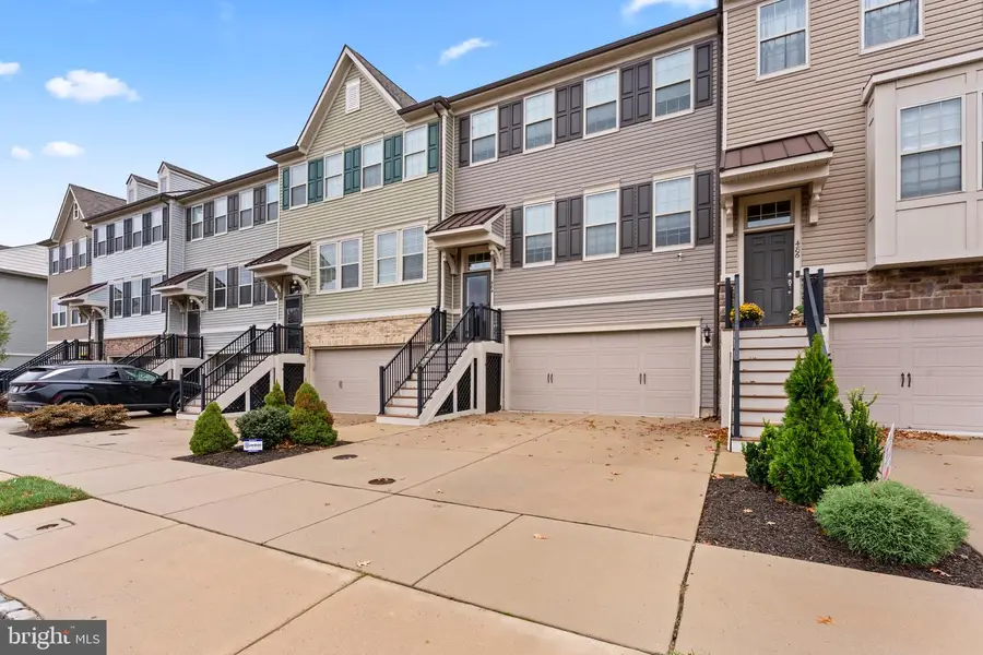 484 Rowan St, Warminster, PA 18974 - #3