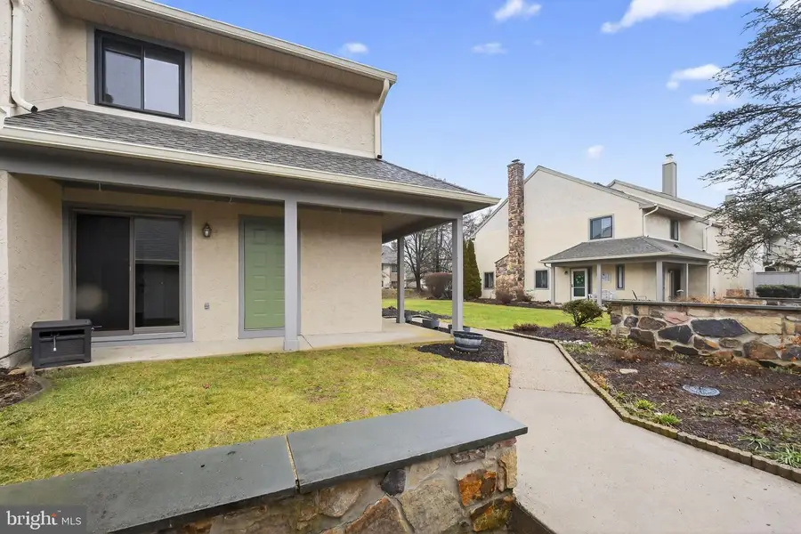 215 Clover Hill Ct, Yardley, PA 19067 - #3