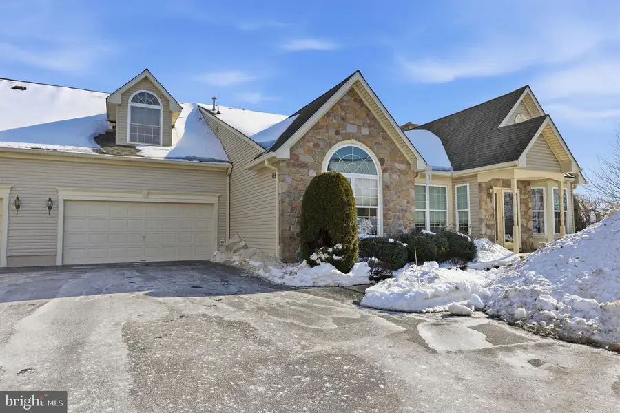 212 Shady Brook Dr #283, Langhorne, PA 19047 - Image #3