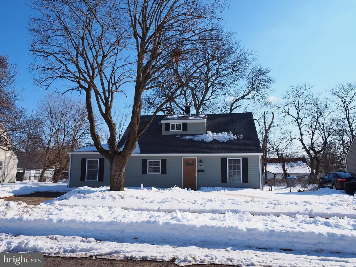 596 Rosemar Dr, Morrisville, PA 19067 - #1