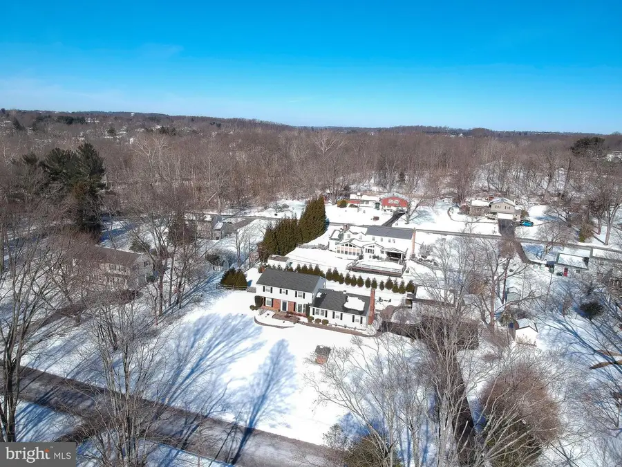 543 Green Valley Rd, Langhorne, PA 19047 - #3