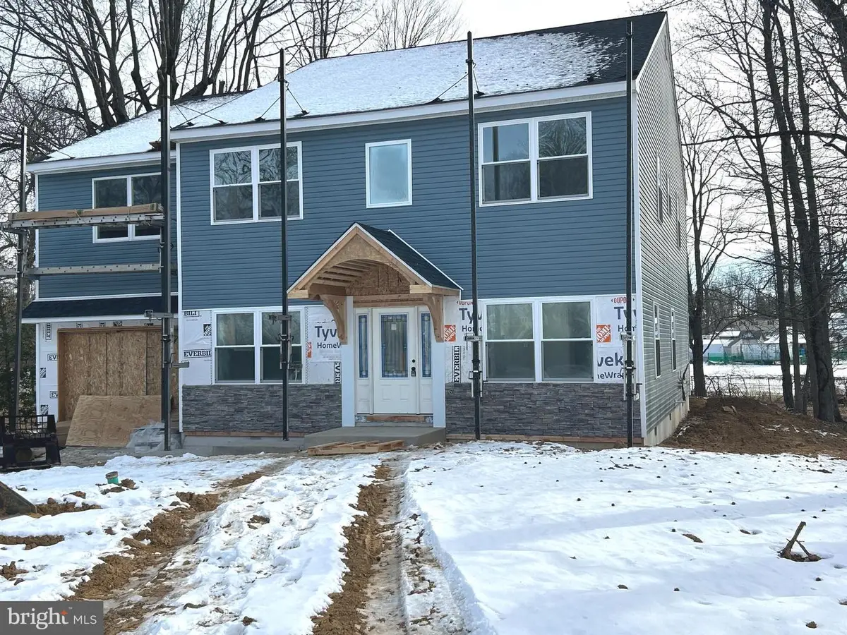 2718 Avenue C, Levittown, PA 19056 - #1