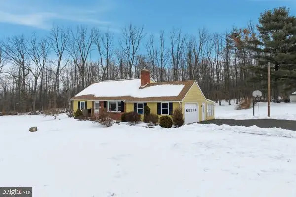 1627 Diamond St, Sellersville, PA 18960 - #1