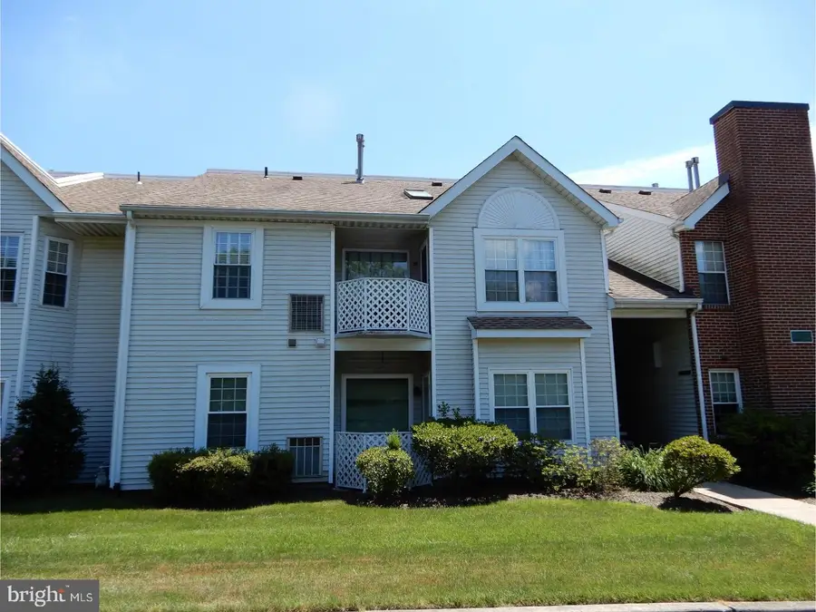 810 Diamond Dr, Newtown, PA 18940 - #2