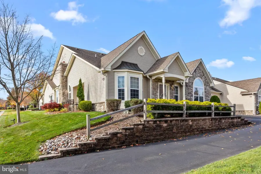 146 Fairway Dr #134, Warminster, PA 18974 - Image #2