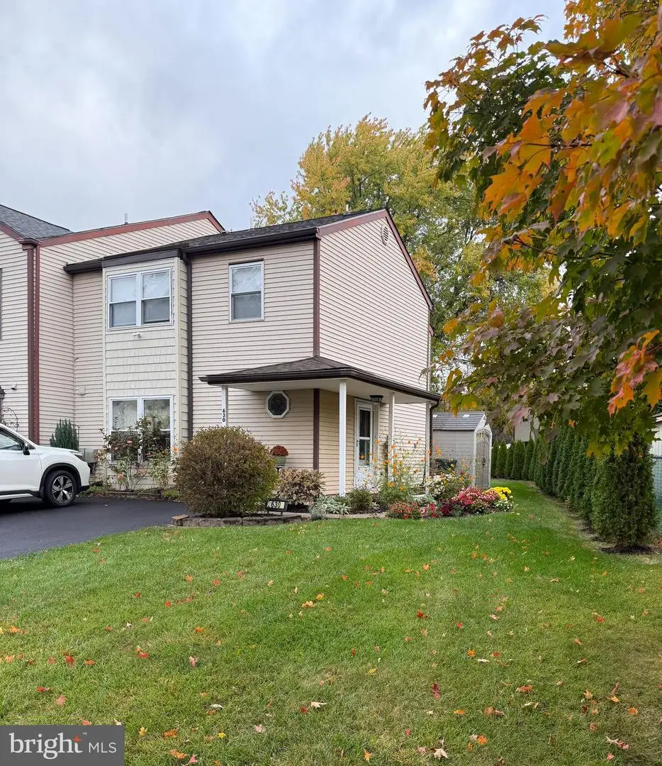 630 Whittier Dr, Warminster, PA 18974 - Image #1