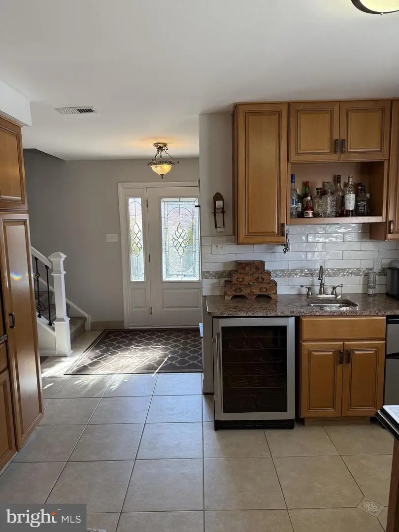 630 Whittier Dr, Warminster, PA 18974 - Image #2