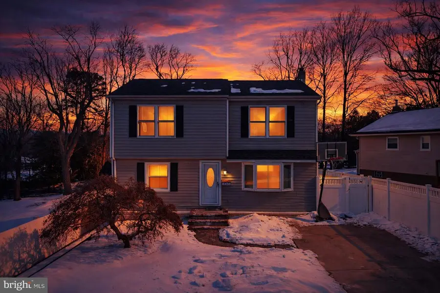 4767 Tremont Ave, Feasterville Trevose, PA 19053 - #2