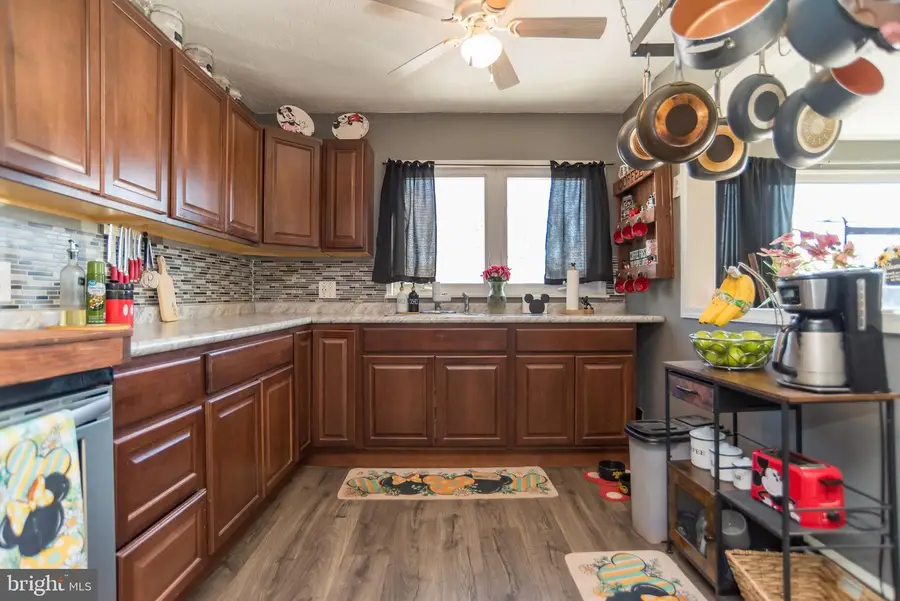 49 Ice Pond Rd, Levittown, PA 19057 - Image #3