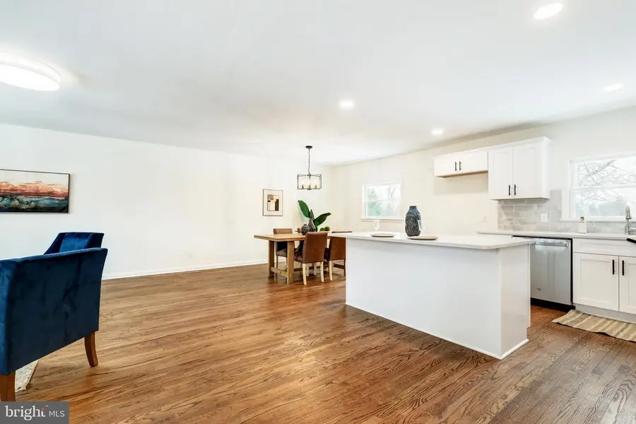 218 Colonial Dr, Warminster, PA 18974 - #3