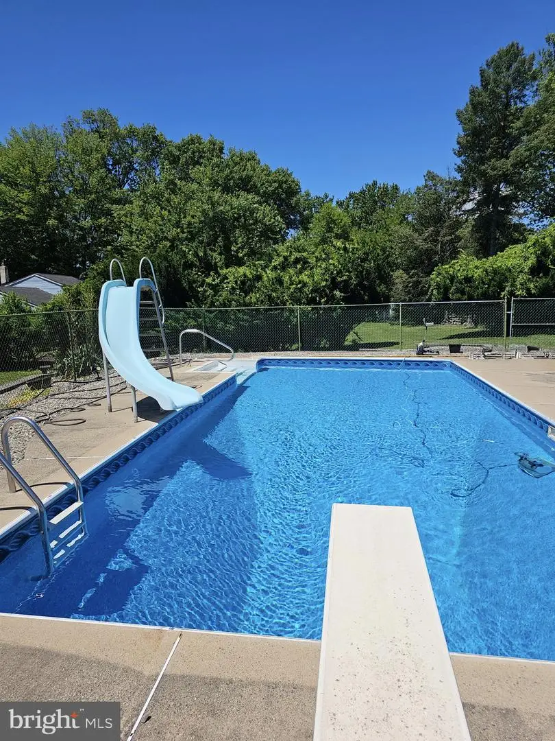 95 Longview Dr, Southampton, PA 18966 - #2