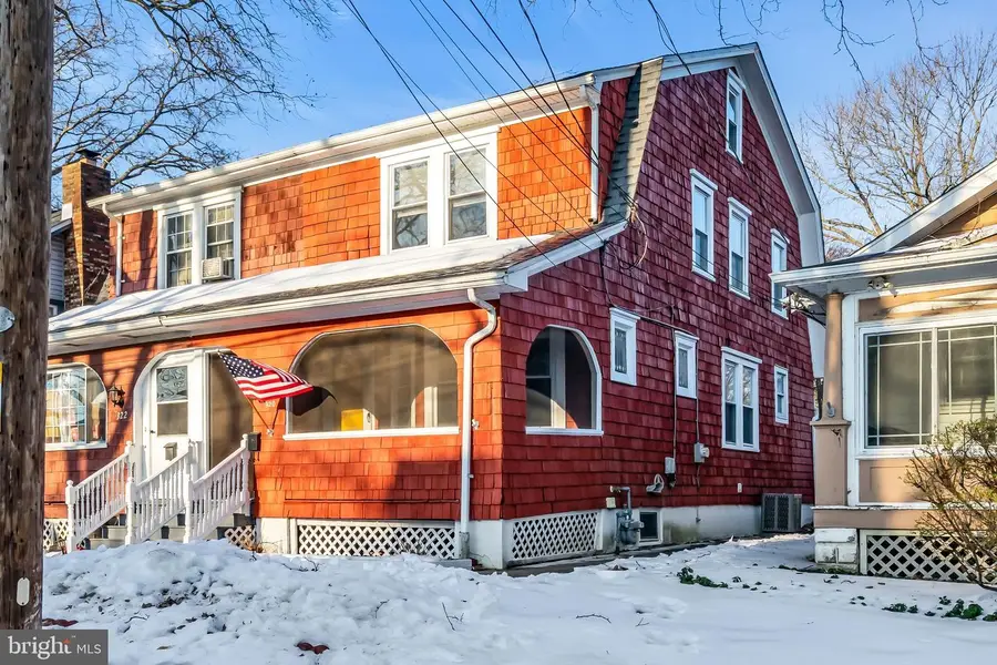 320 Stockham Ave, Morrisville, PA 19067 - #2