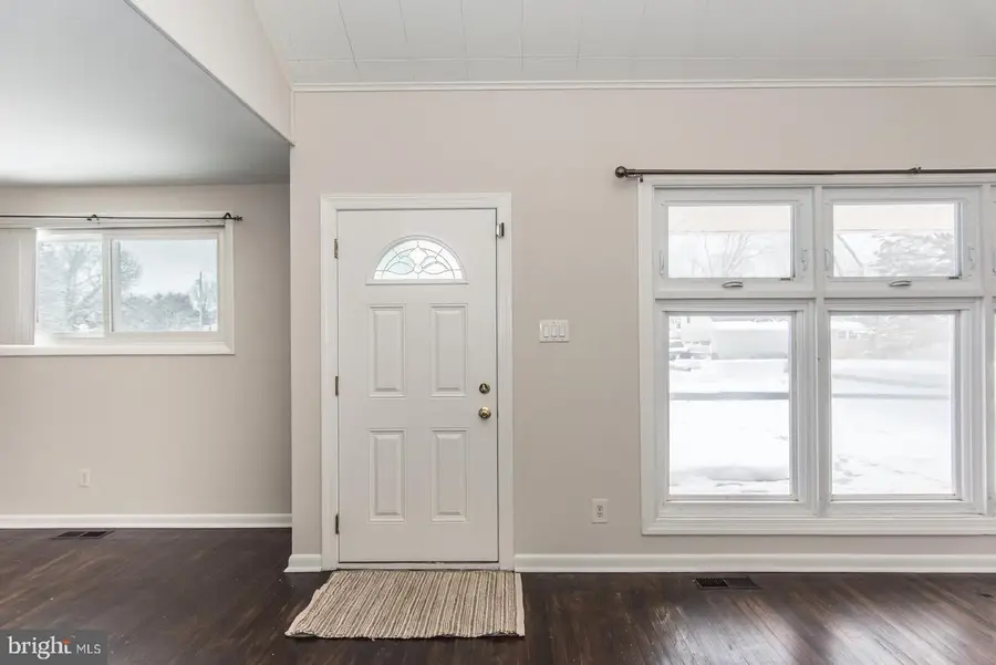 746 Spruce Rd, Warminster, PA 18974 - #3