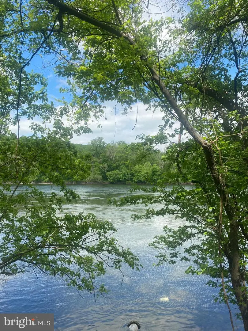 1112 General Saint Claire Rd, Washington Crossing, PA 18977 - #2