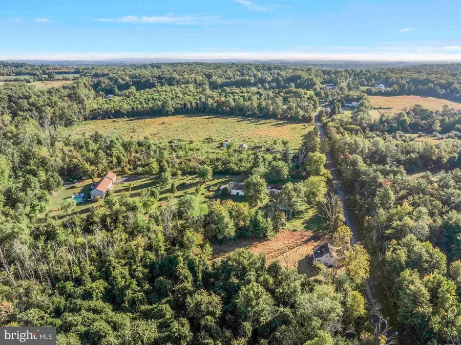 1270 Fennel Rd, Pennsburg, PA 18073 - #3