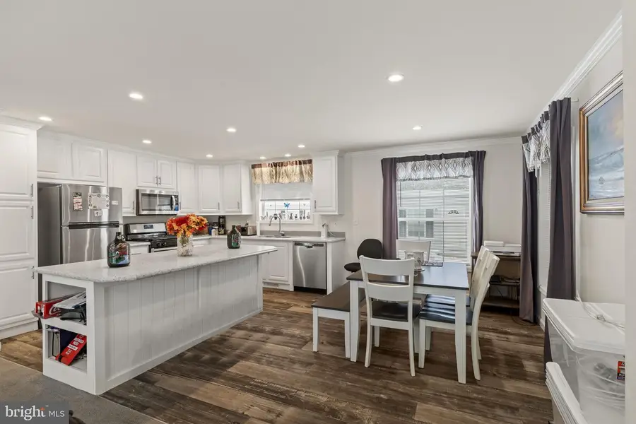 158 Wooded Dr, Doylestown, PA 18901 - #2