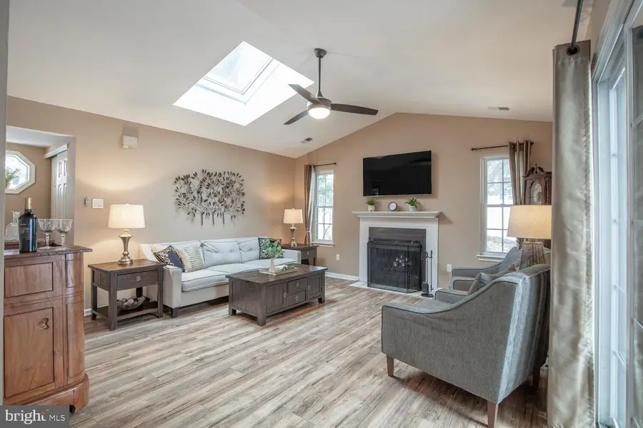 481 Redbud Ct, Warrington, PA 18976 - #2