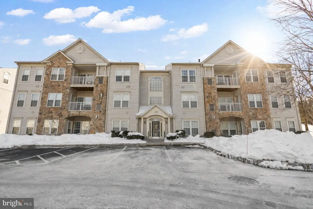 100 Fiddleleaf Ln #301, Warrington, PA 18976 - #1