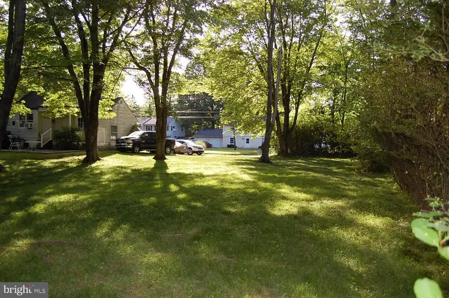 314 E Park Ave, Sellersville, PA 18960 - #2