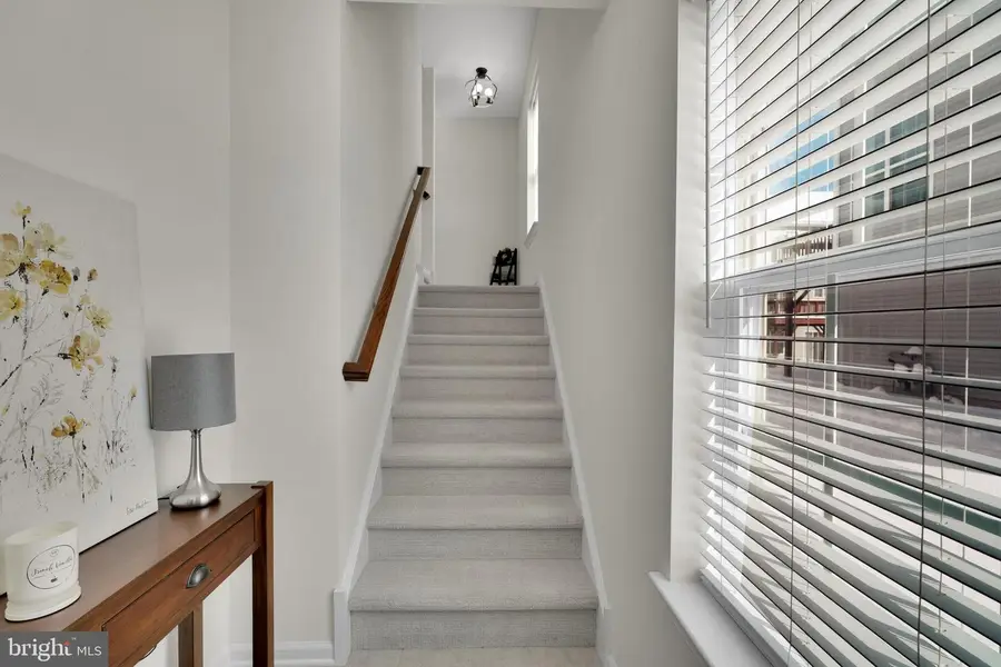 26124 Hickory Ln, Langhorne, PA 19047 - #3