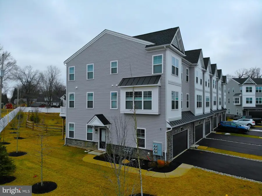 2 Warren Dr, Chalfont, PA 18914 - #2