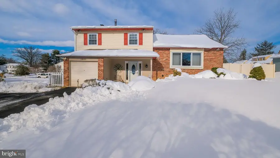 1831 Bunkerhill Rd, Southampton, PA 18966 - #3