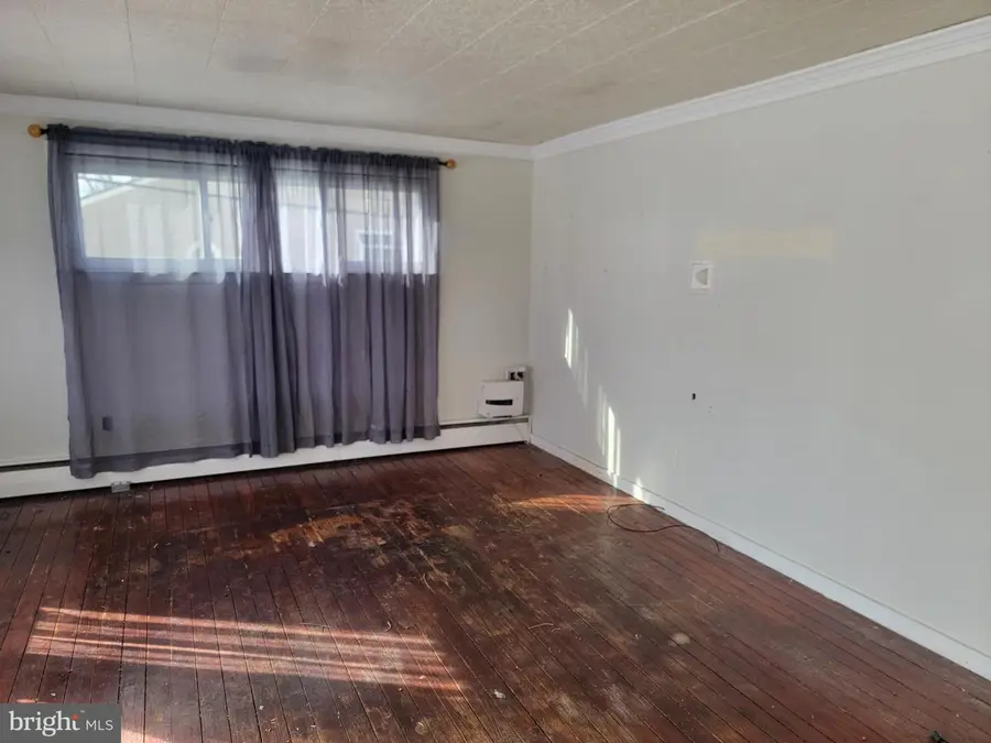 473 3rd Ave, Warminster, PA 18974 - #2