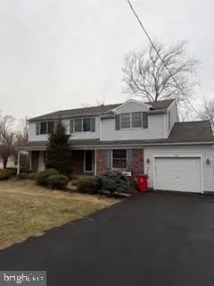 916 Log College Dr, Warminster, PA 18974 - #2