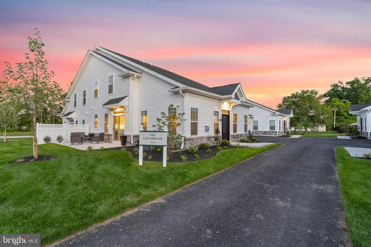 29 Cedar Cir #15, Levittown, PA 19055 - #1