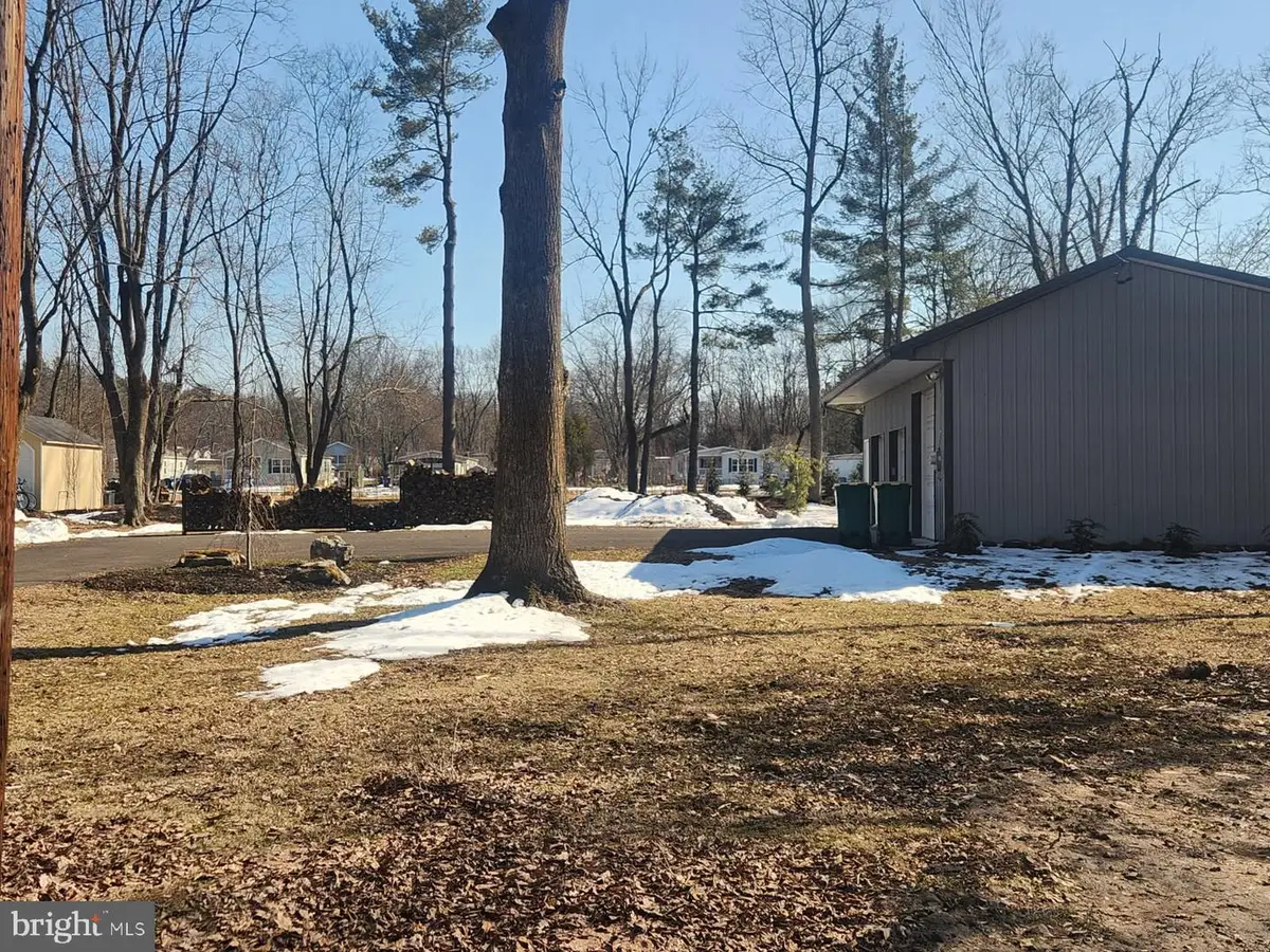 325 N Shady Retreat Rd, Doylestown, PA 18901 - #1