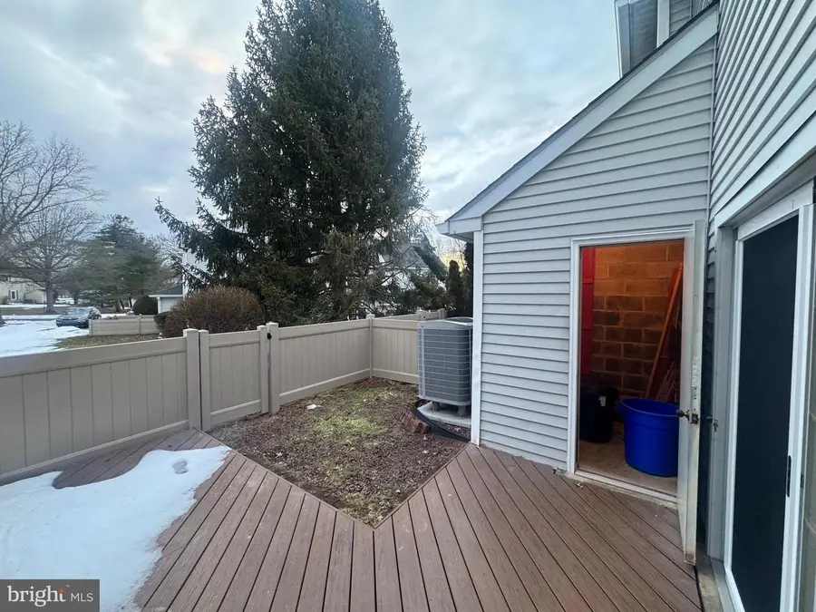 32 Eaton Ct, Newtown, PA 18940 - #2