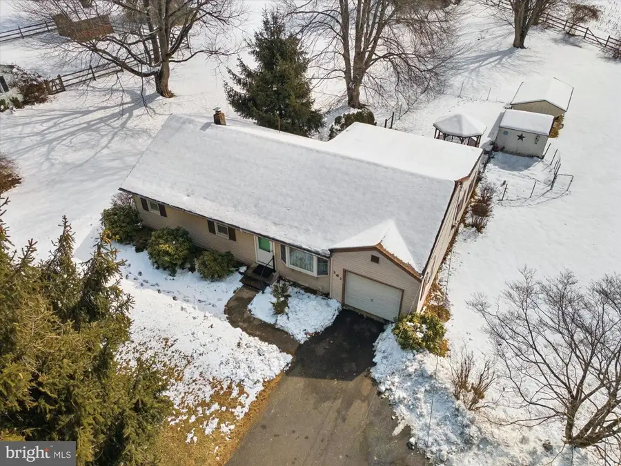 361 Stoopville Rd, Newtown, PA 18940 - #2