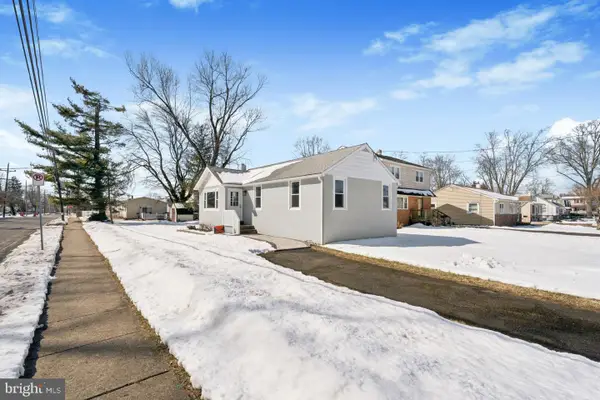 306 Grape St, WARMINSTER, PA 18974