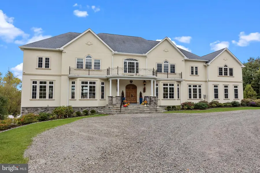 274 Pineville Rd, Newtown, PA 18940 - #2