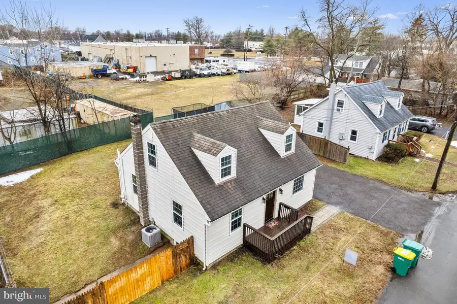 29 3rd St, Feasterville Trevose, PA 19053 - #2